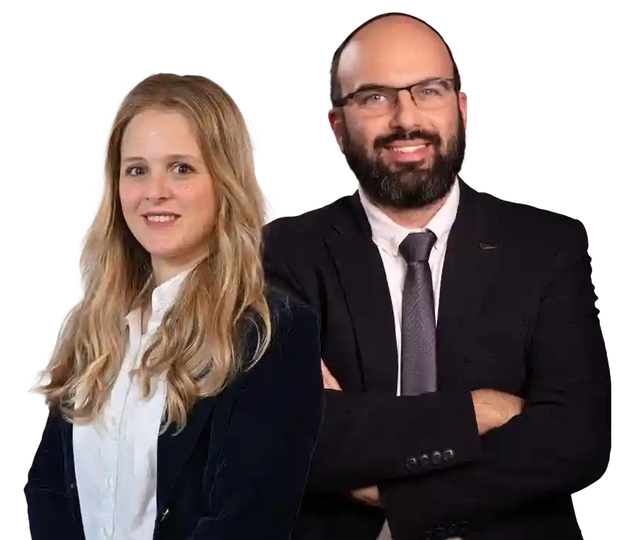 עורכי הדין רפאל אלמוג ושרה אהרון ממשרד עורכי דין רפאל-אורן